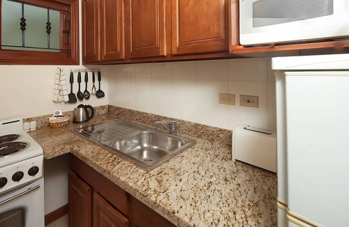 Maynards Hotel | 3 Garden Suites Close to Maycocks Bay and Mahogany Bay! Outdoor Pool, Parking!