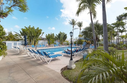 St. Lawrence Gap Apartment | 4 Upscale Units Close to Harrison's Cave Eco-Adventure Park! FREE Parking, Pool