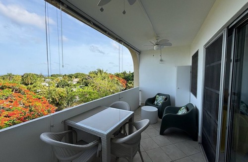Sunset Crest Apartment | 430 Golden View Barbados