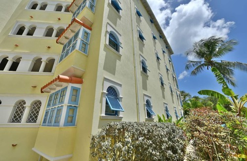 Oistins Condo | #502 Oceanview beachfront Maxwell Beach Villas