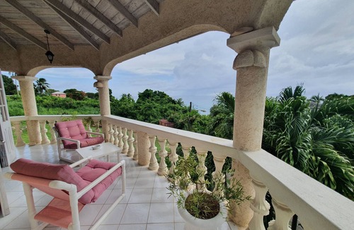 Fryers Well Villa | 6 BR en suite luxury villa near beach - pool, WiFi, A/C, full staff