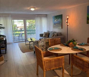 Bayville Apartment | 8 Banyan Court