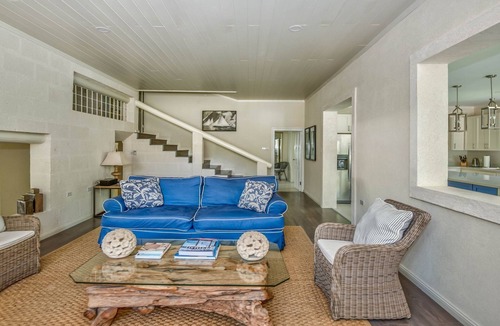 Gibbs Bay Villa | A 4 Bedroom Villa With Private Pool & A 3 Minute Walk To The Beach - Great Value