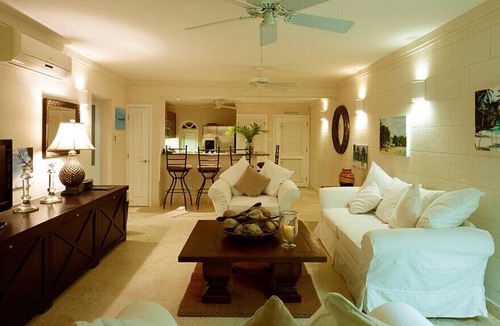 Westmoreland Apartment | A Brand New Beautifully Furnished Apartment