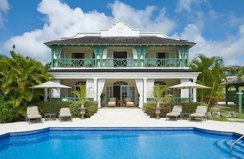 Saint Sylvans Villa | A Luxurious 3 Bedroom Villa