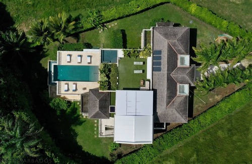 Orange Hill Villa | A super, contemporary villa benefiting from private pools and rooftop dining