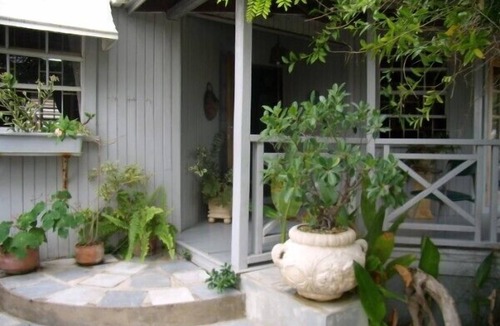 Enterprise House | A very comfortable house, close to Miami beach with a large tropical garden