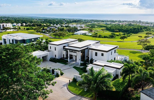 Reeds Bay Villa | Above the Clouds 6BR