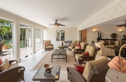 Halcyon Heights House | Aliseo · Stunning & Rare Ultra Luxury Beachfront Villa