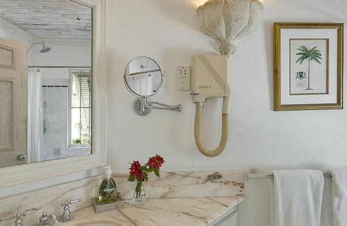 Gibbs Bay Villa | An idyllic setting in a tropical paradise