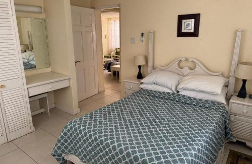 Oistins Apartment | AnnJenn Apartments