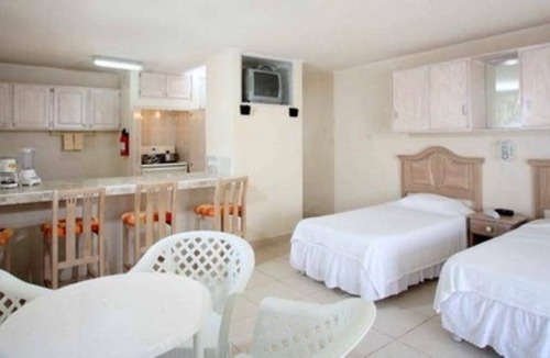 Silver Sands Apartment | Apartment ∙ 10 guests