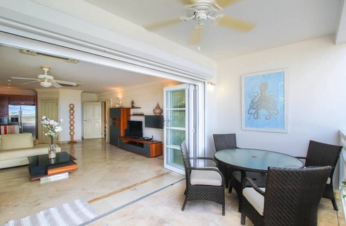 Old Trees Bay Apartment | Apartment ∙ 2 bedrooms ∙ 4 guests
