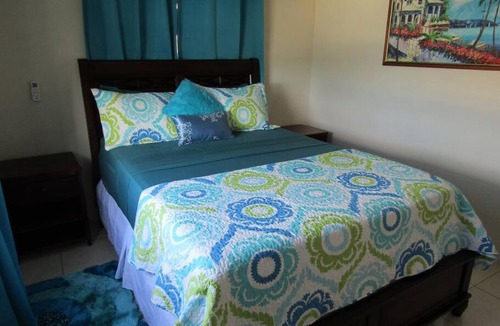 Maxwell Apartment | Apt Turtle Beach your home at the beach