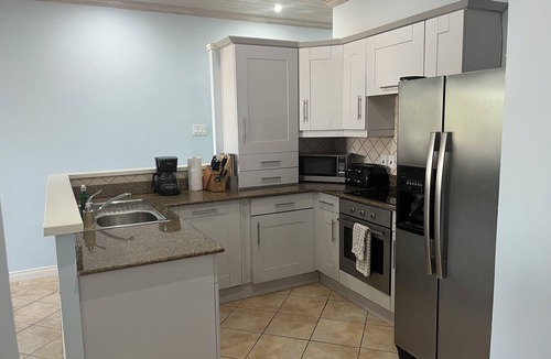 Gibbes Apartment | Ashanti 1, stunning 3 bedroom apartment on the platinum coast of Barbados.