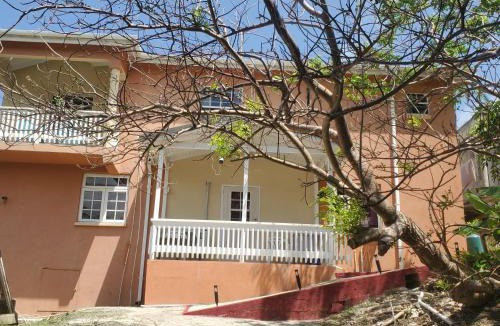 Hill Crest Apartment | Atlantic Breezes