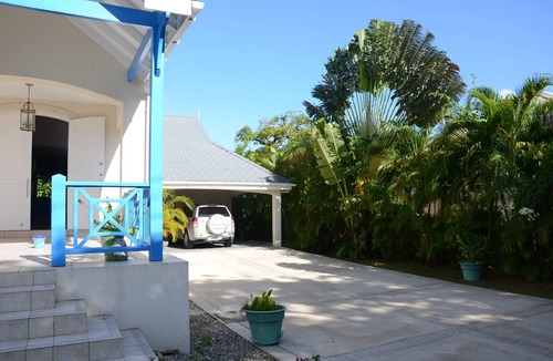 Worthing Villa | Bajan Blue Caribbean Villa