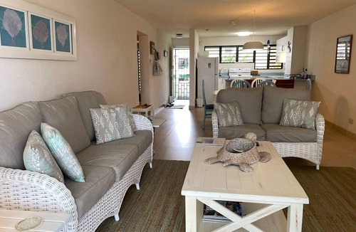 Garrison Historic Area Condo | Banyan Court, a Family-Friendly Condo Close to Everything!
