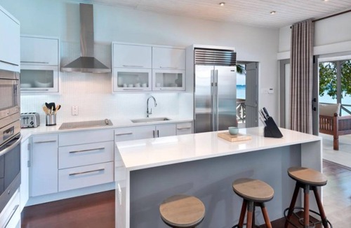 Gibbs Bay Villa | Barefoot Luxury At Its Best - A 2 Bedroom Beach Rental With Stunning Sea Views