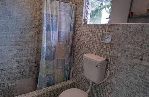 St. Lawrence Gap Apartment | BathVille Apt#2 is a no frills one bed with AC