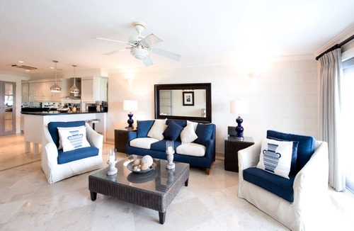 Old Trees Bay Apartment | Beach Front Luxury Apartment With 2 En-Suite Bathrooms And 30m Pool