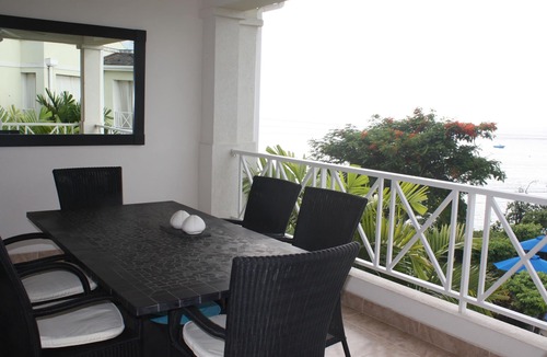 Durants Apartment | BEACH FRONT & SEAVIEW DELUXE PENTHOUSE APARTMENT