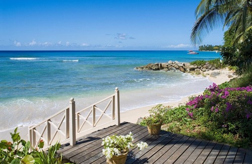 Reeds Bay Apartment | Beachfront 1-Bed with Plunge Pool - Reeds House 10