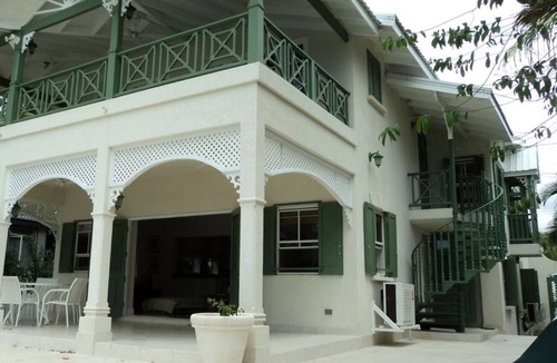 Fitts Village Apartment | Beachfront Bliss - Stunning 3-Bedroom Villa on Barbados’ West Coast