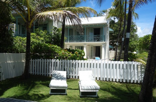 Silver Sands Apartment | Beachfront Studio on upper floor at the Inchcape Seaside Villas estate