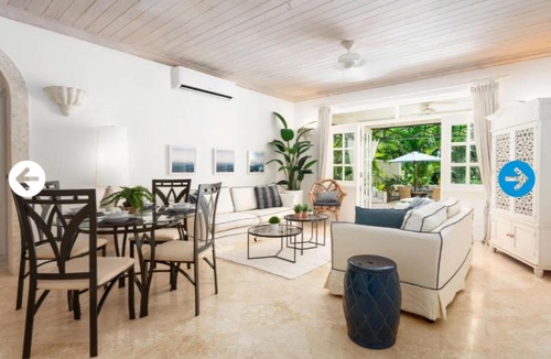 Bowling Alley Hill Villa | Beacon Hill 202 - Moonshadow
