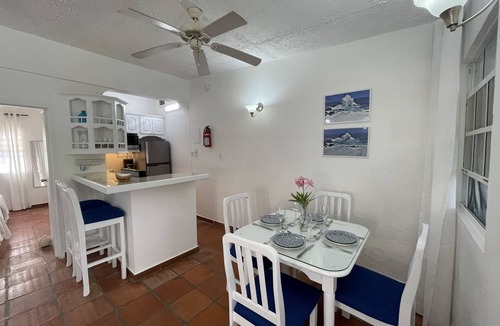 Sunset Crest Apartment | Beautiful 1 Bed Apartment on West Coast - Close to Beach
