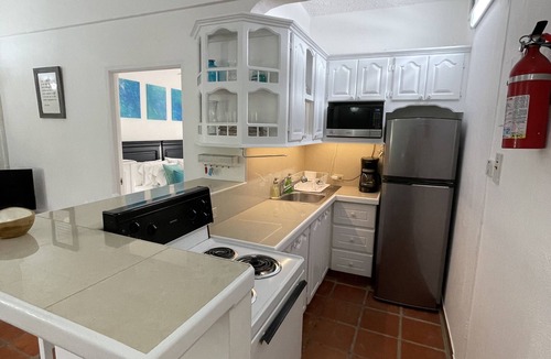 Sunset Crest Apartment | Beautiful 1 Bed Apartment on West Coast - Close to Beach