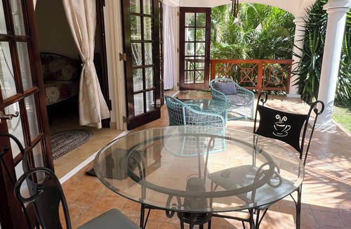 Enterprise Condo | Beautiful 2 Bed, 2 Bath Condo, Pool, W&D, & Airy Patio. Walk to Miami Beach