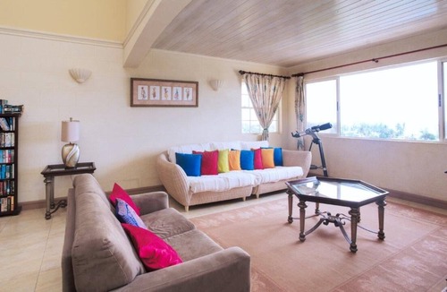 Oistins Villa | Beautiful 5-bedroom villa for short-term rental