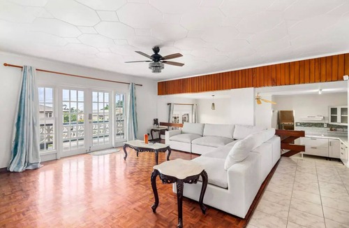 Newton Terrace House | Beautiful Oistins Home away from Home|Mins Drive from Beach