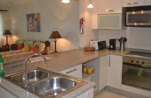 Blue Waters Villa | Beautiful One-bedroom 15 minute walk to white sandy beach
