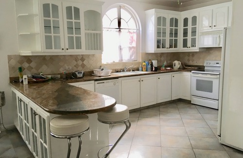 Paynes Bay House | Beautiful spacious holiday home with private shared pool near Sandy Lane