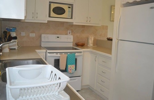 Rendezvous House | Beautiful Three Bedroom located at Rockley Golf Club