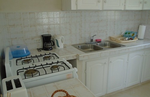Husbands House | Beautiful Two Storey Apartment. 3 bedrooms, sleeps 4.