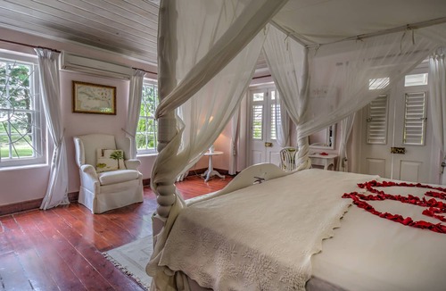 Ivy Villa | Bellevue Plantation & Cottage - 8 BR Luxury