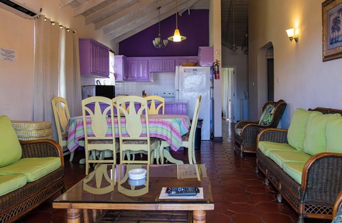 Prospect Apartment | Best E Villas Prospect Three bedrooms apartment with pool near Beach