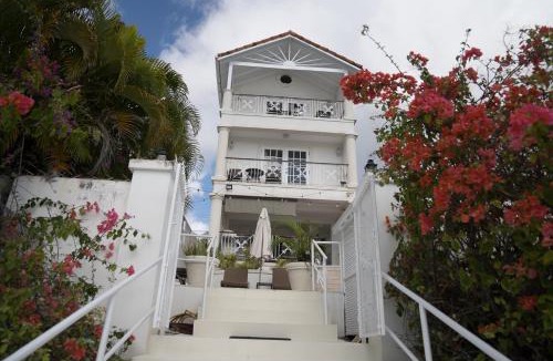 Prospect Villa | Bianca Bay 3 Bedroom West Coast Beach Front Villa