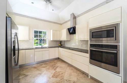 Mount Standfast Villa | Blue Waters 3BR