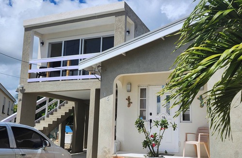 Charnocks House | Breezy Heights Cottage - Studio