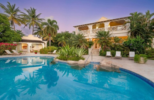 Mount Standfast Villa | Calliaqua 5BR