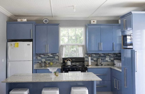 Bridgetown Apartment | Carmen's Apartment Is suitable for singles, couples and Families.