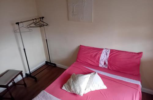 West Coast House | Chandler Homestay