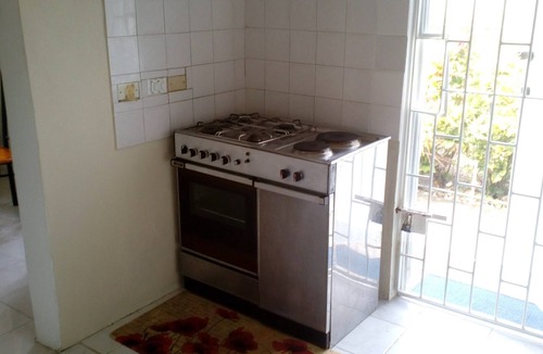 Bridgetown Apartment | Charming 1-bedroom apartment in lovely Bridgetown with AC, WiFi