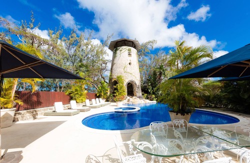 West Coast House | Charming 2 bed Spacious Plantation Guest House