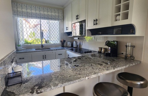 Clapham House | Charming Villa at Rockley Golf & Country Club - Prime South Coast location.
